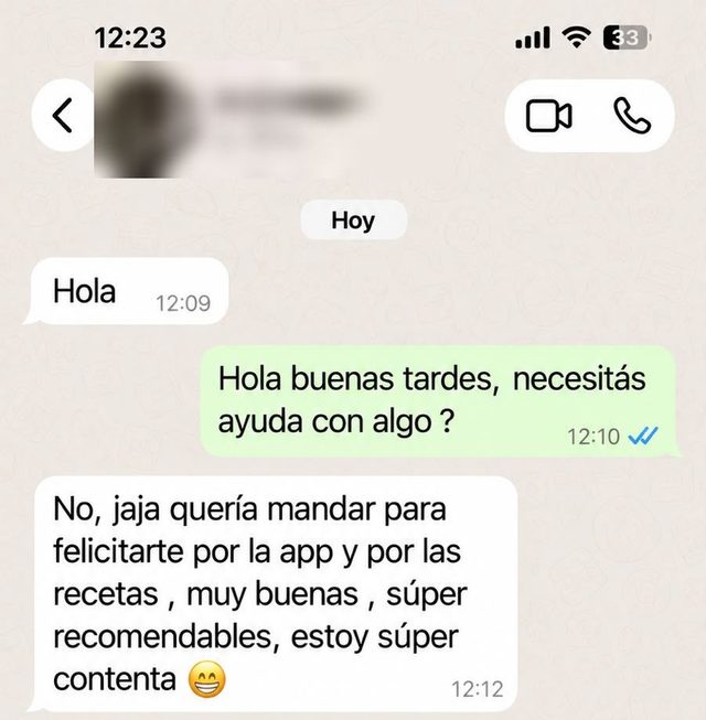 Mensaje de WhatsApp: felicitando por la app y las recetas